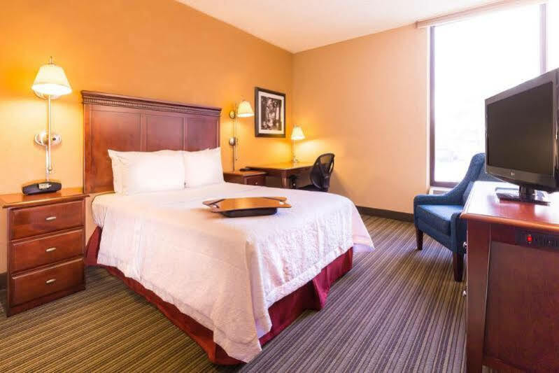 Four Points By Sheraton Chicago Westchester/Oak Brook Exterior foto